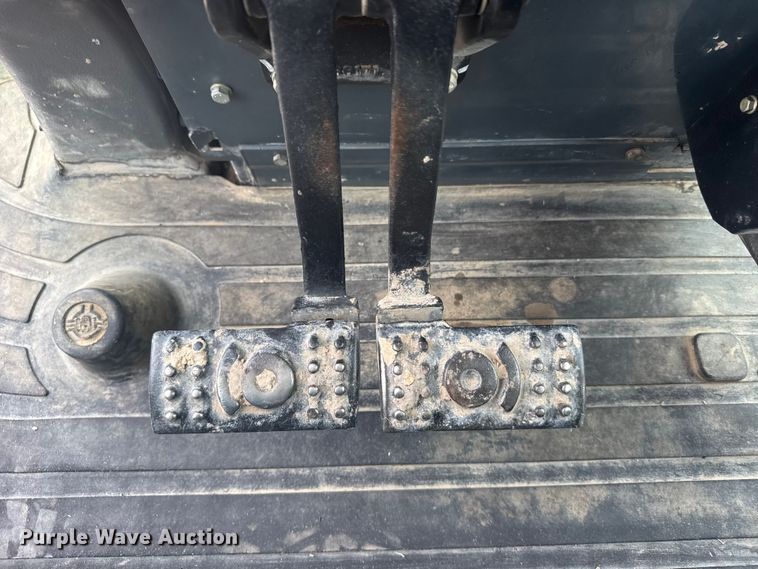 image for item EU6375 2007 John Deere 410J tractor