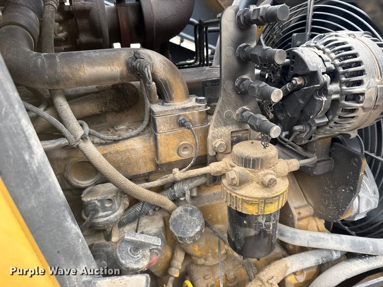 image for item EU6375 2007 John Deere 410J tractor