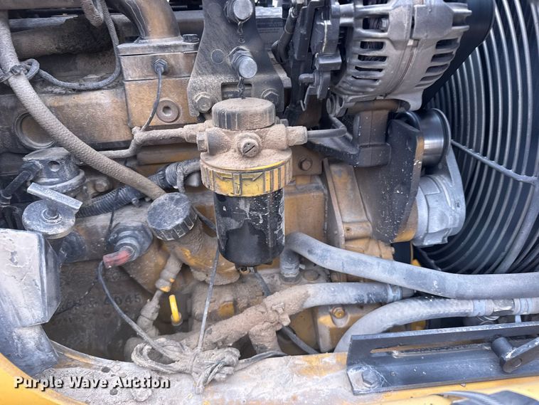 image for item EU6375 2007 John Deere 410J tractor