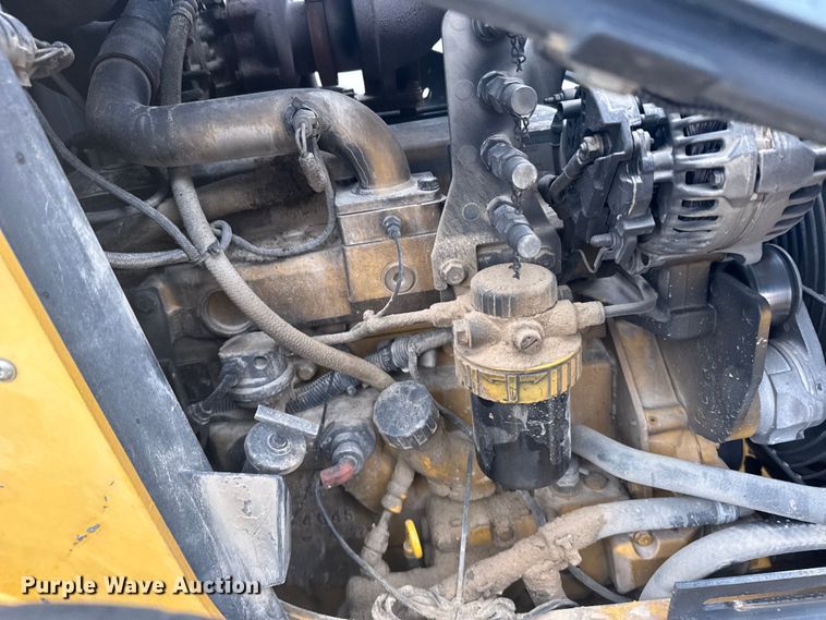 image for item EU6375 2007 John Deere 410J tractor