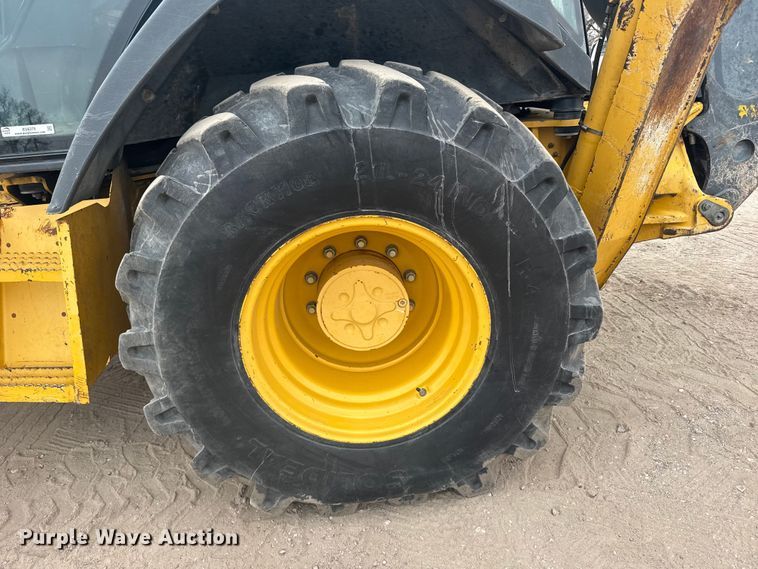 image for item EU6375 2007 John Deere 410J tractor