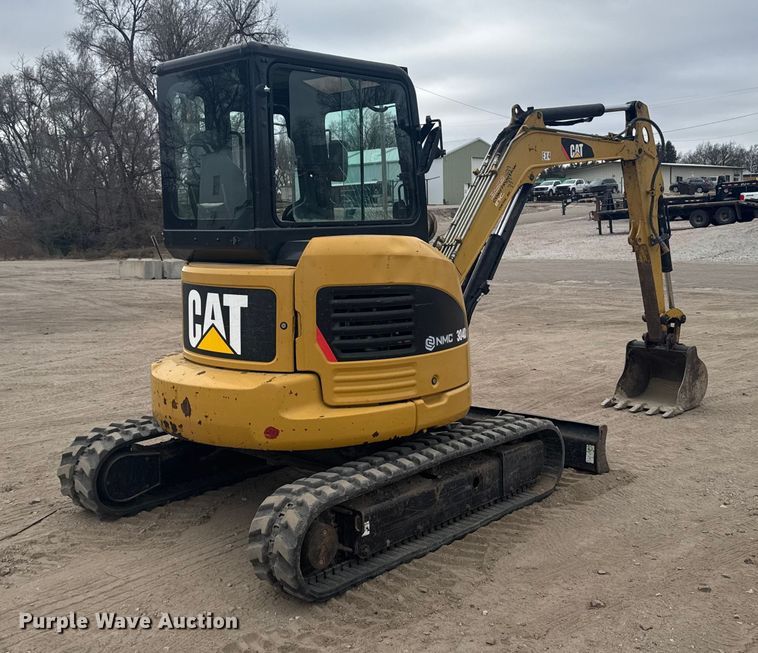 EXCAVADORA 2011 CATERPILLAR 304DCR