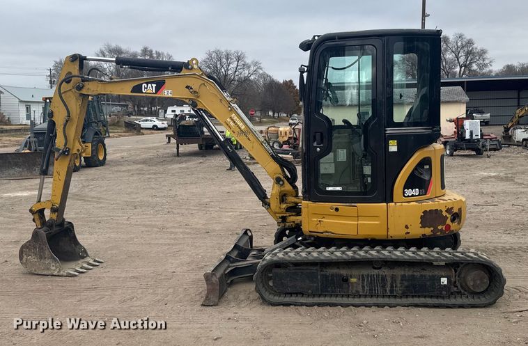 image for item EU6376 2011 Caterpillar 304D CR mini excavator