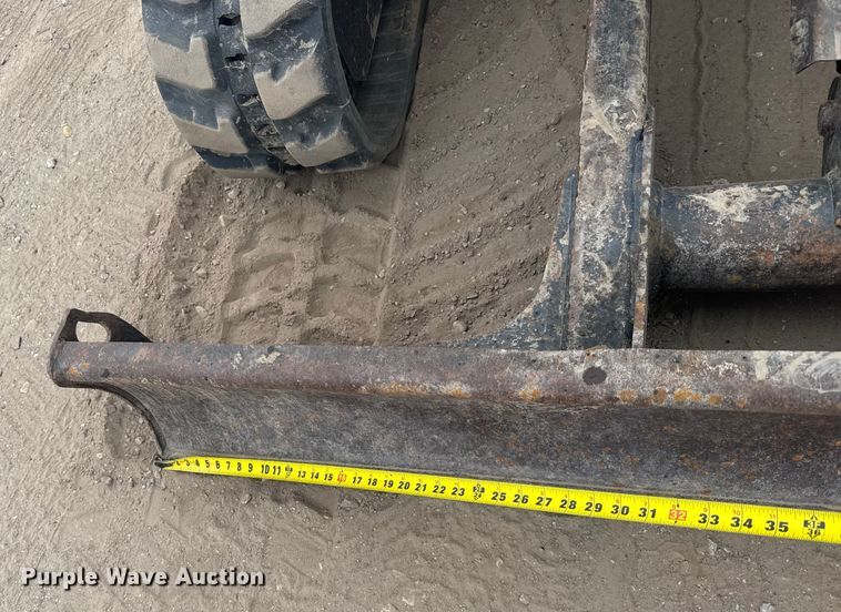 image for item EU6376 2011 Caterpillar 304D CR mini excavator