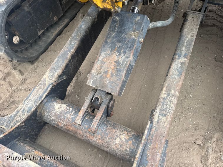 image for item EU6376 2011 Caterpillar 304D CR mini excavator