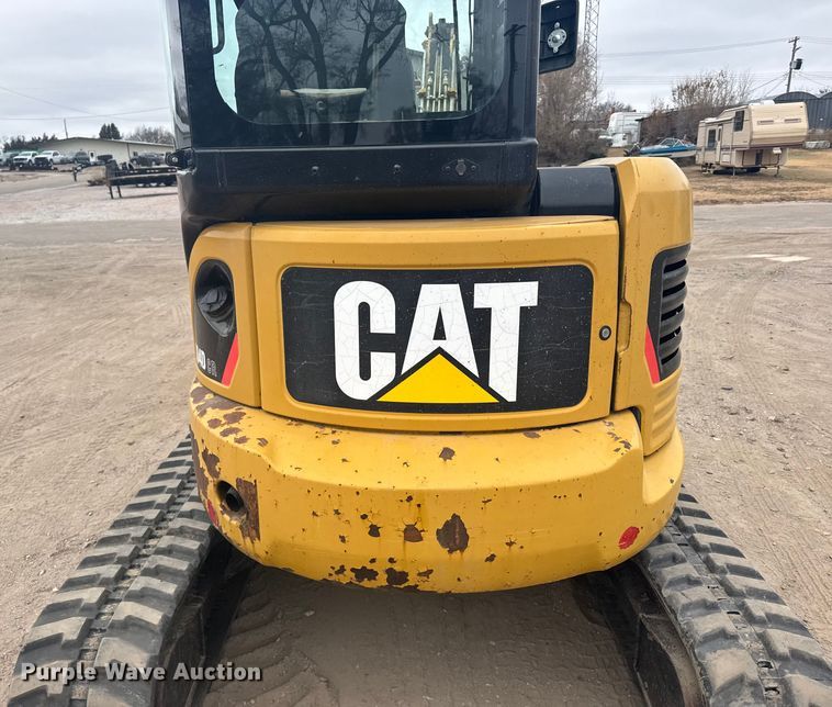image for item EU6376 2011 Caterpillar 304D CR mini excavator