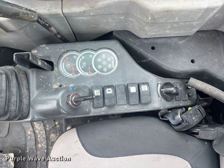 image for item EU6376 2011 Caterpillar 304D CR mini excavator