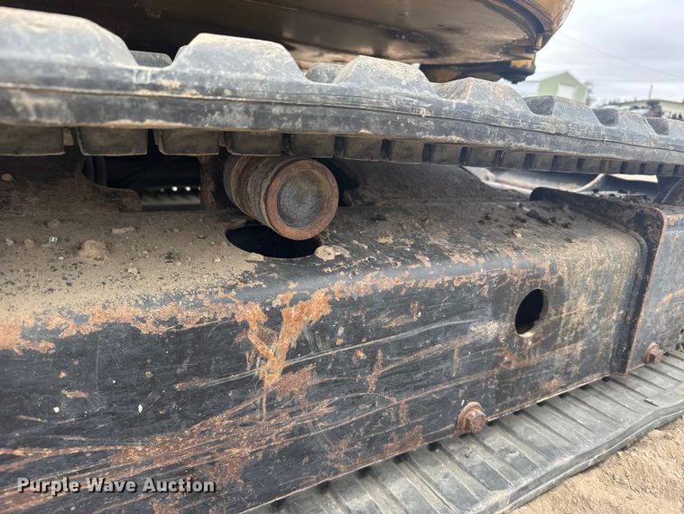 image for item EU6376 2011 Caterpillar 304D CR mini excavator