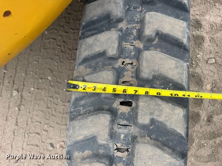 image for item EU6376 2011 Caterpillar 304D CR mini excavator