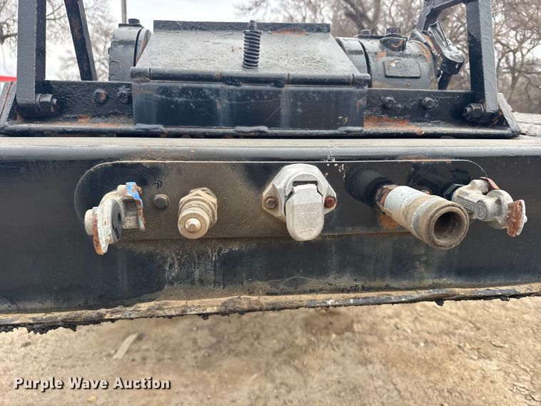 image for item EU6378 2006 Trail King TK70HT-482 drop deck equipment trailer