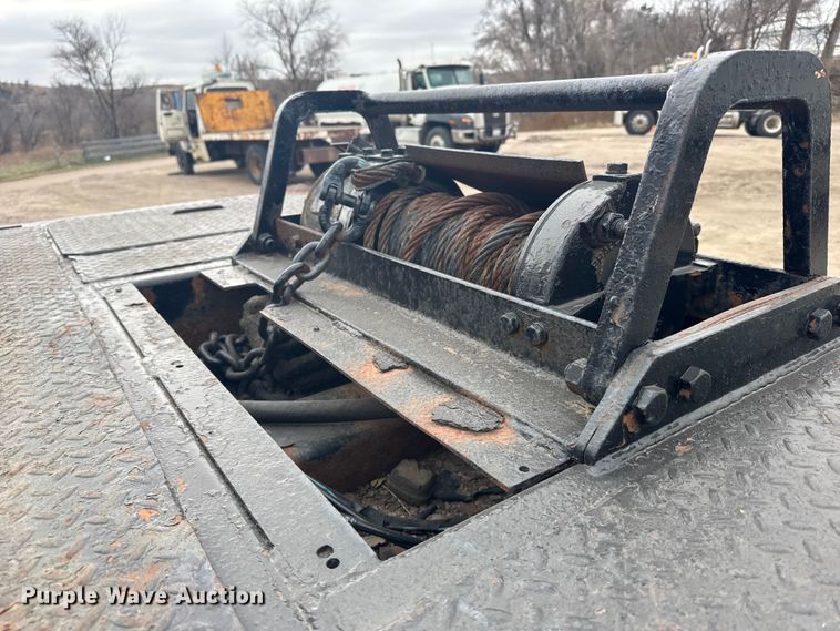 image for item EU6378 2006 Trail King TK70HT-482 drop deck equipment trailer