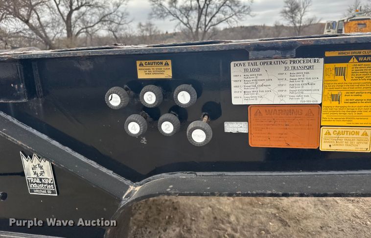 image for item EU6378 2006 Trail King TK70HT-482 drop deck equipment trailer