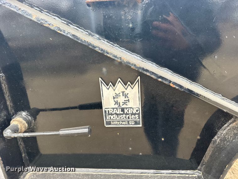 image for item EU6378 2006 Trail King TK70HT-482 drop deck equipment trailer