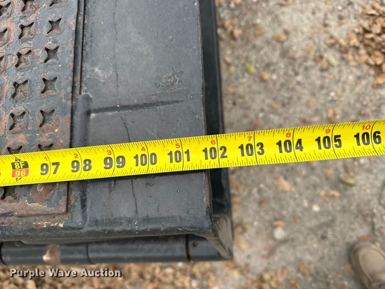 image for item EU6378 2006 Trail King TK70HT-482 drop deck equipment trailer