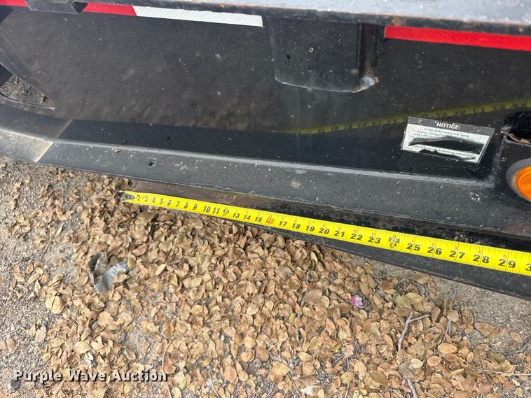 image for item EU6378 2006 Trail King TK70HT-482 drop deck equipment trailer