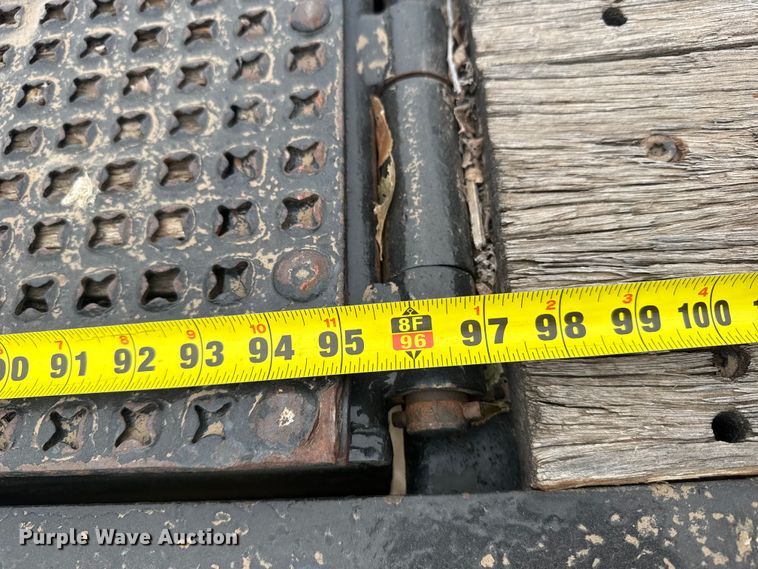 image for item EU6378 2006 Trail King TK70HT-482 drop deck equipment trailer