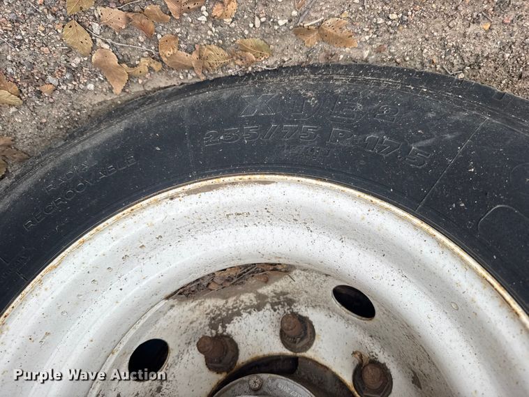 image for item EU6378 2006 Trail King TK70HT-482 drop deck equipment trailer