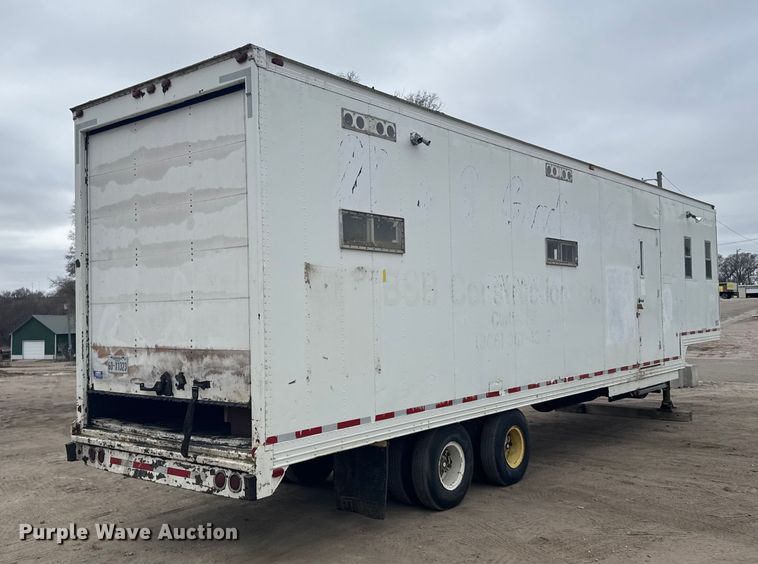 image for item EU6379 1972 Timpte TT-10 SH-1266 DFD office trailer