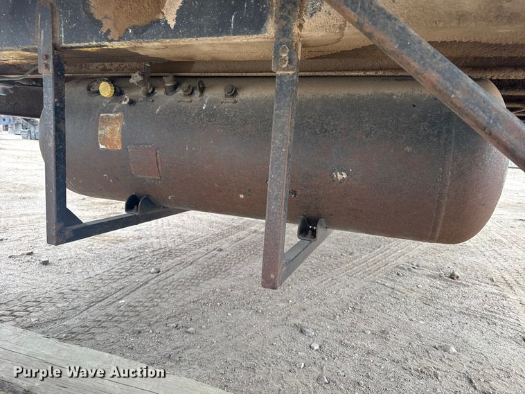 image for item EU6379 1972 Timpte TT-10 SH-1266 DFD office trailer