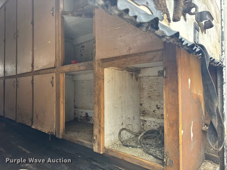 image for item EU6379 1972 Timpte TT-10 SH-1266 DFD office trailer