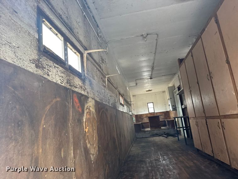 image for item EU6379 1972 Timpte TT-10 SH-1266 DFD office trailer