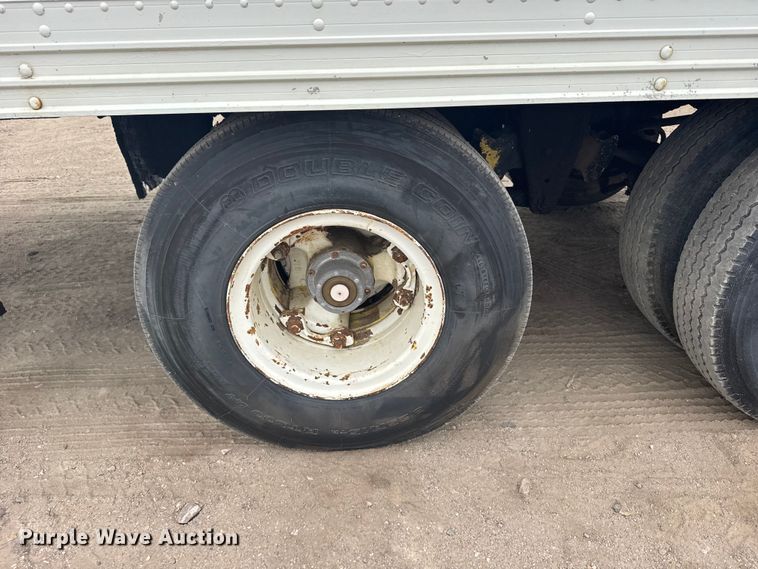 image for item EU6379 1972 Timpte TT-10 SH-1266 DFD office trailer