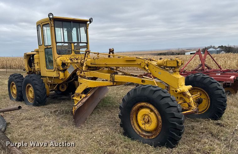 MOTOCONFORMADORA CATERPILLAR C