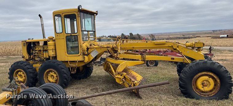 MOTOCONFORMADORA CATERPILLAR C