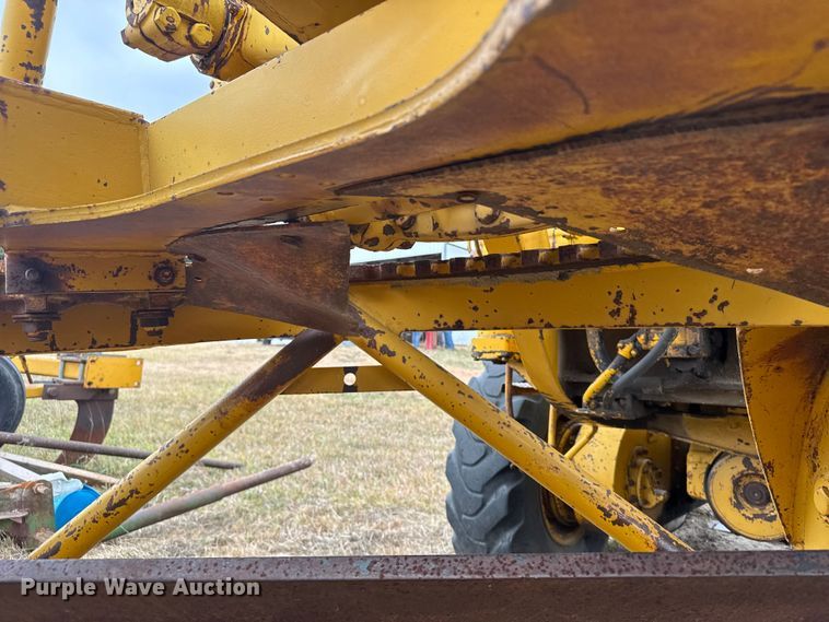 image for item EU6383 Caterpillar C motor grader