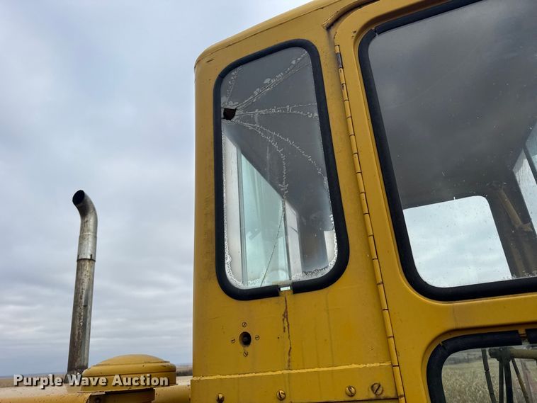 image for item EU6383 Caterpillar C motor grader