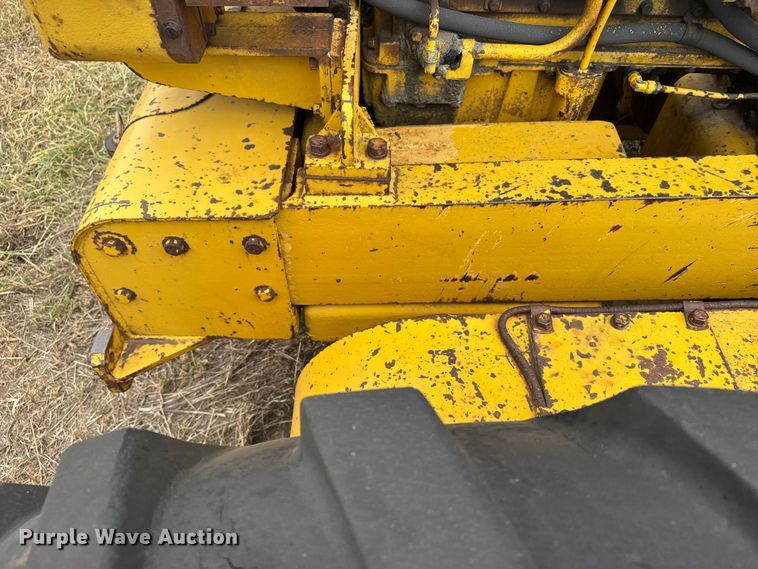 image for item EU6383 Caterpillar C motor grader