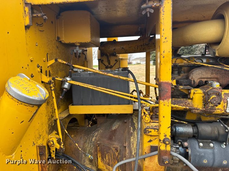 image for item EU6383 Caterpillar C motor grader