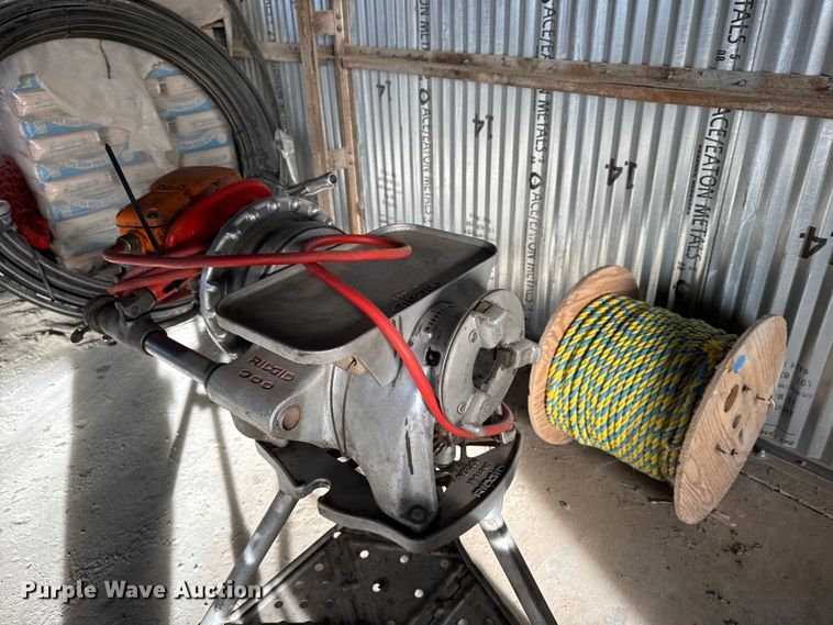 image for item EU6434 (3) pipe threading machines