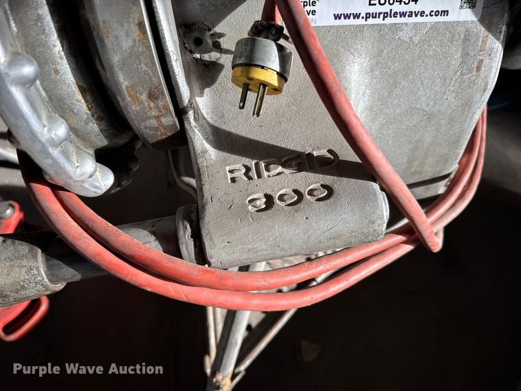 image for item EU6434 (3) pipe threading machines