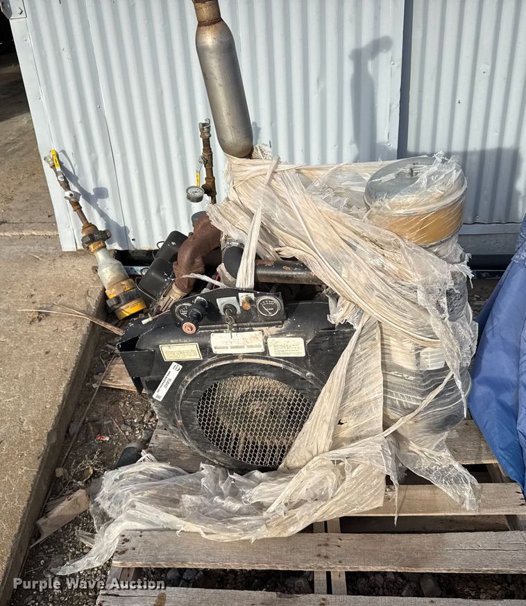 image for item EU6437 Wisconsin V465D1 engine