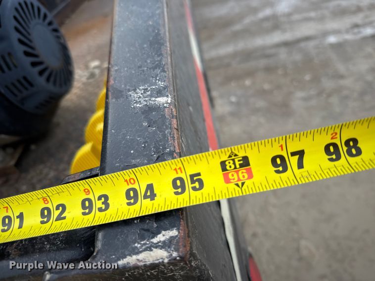 image for item EU6441 2000 Ford F650 Super Duty XL flatbed truck