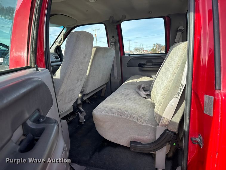 image for item EU6441 2000 Ford F650 Super Duty XL flatbed truck