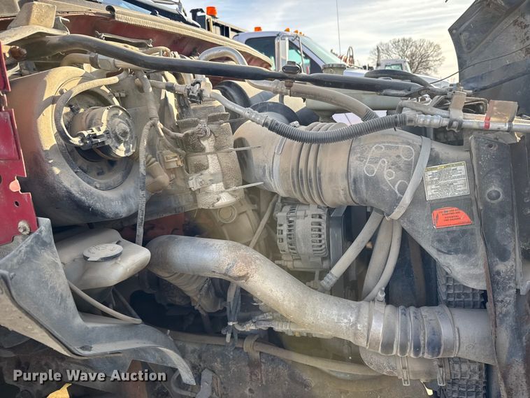 image for item EU6441 2000 Ford F650 Super Duty XL flatbed truck