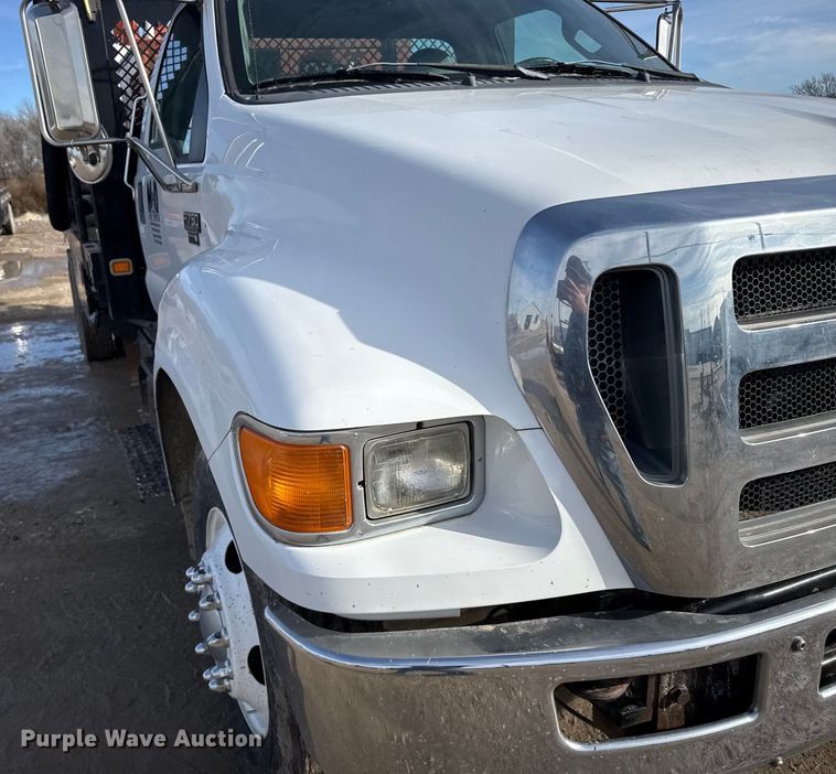 image for item EU6442 2011 Ford F750 Super Duty XL vacuum truck