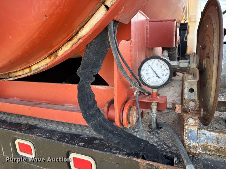 image for item EU6442 2011 Ford F750 Super Duty XL vacuum truck