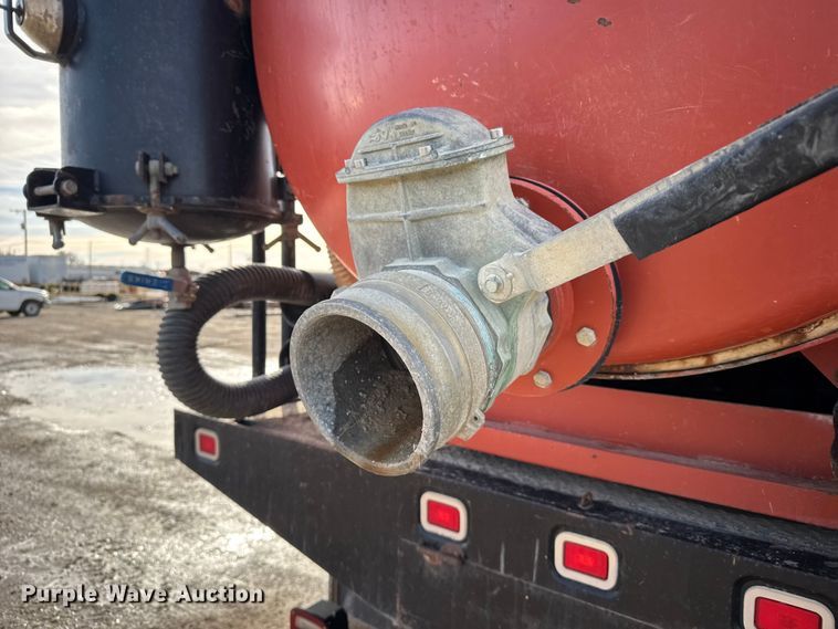 image for item EU6442 2011 Ford F750 Super Duty XL vacuum truck