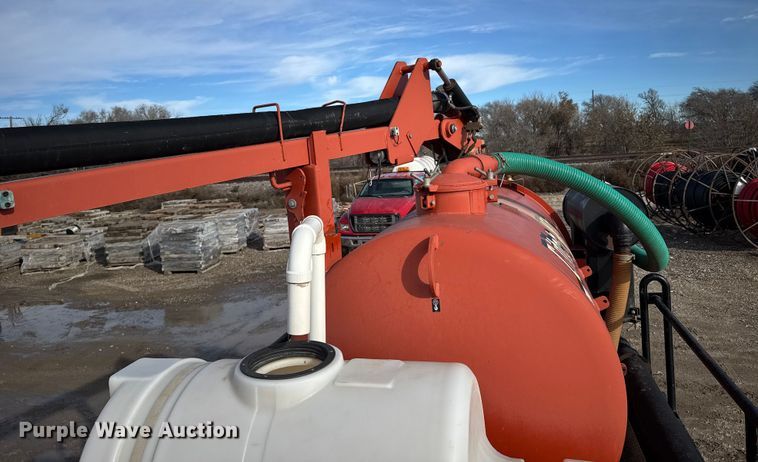 image for item EU6442 2011 Ford F750 Super Duty XL vacuum truck