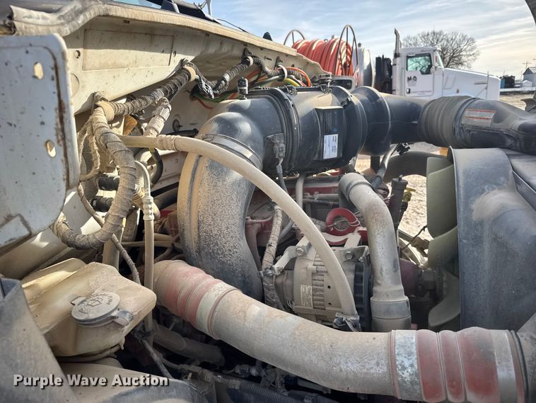 image for item EU6442 2011 Ford F750 Super Duty XL vacuum truck