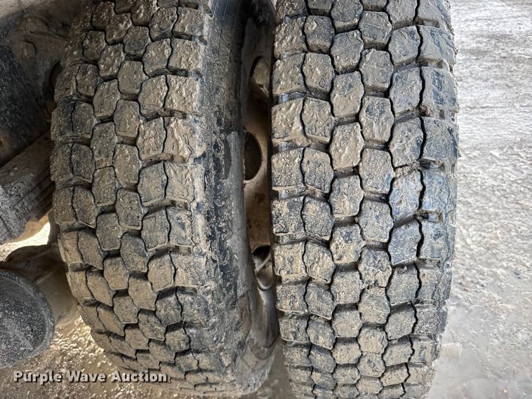 image for item EU6442 2011 Ford F750 Super Duty XL vacuum truck