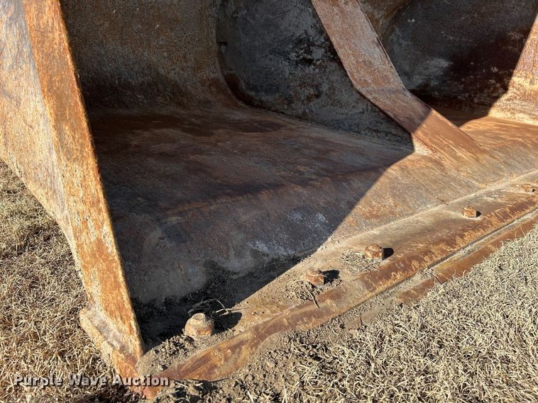 image for item EU6454 Rockland RL-950H roll out bucket