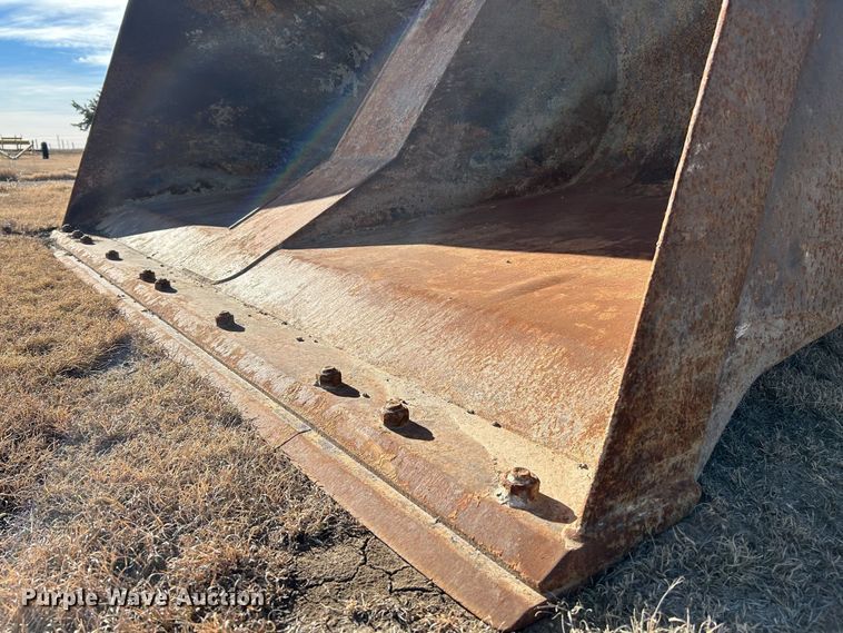 image for item EU6454 Rockland RL-950H roll out bucket