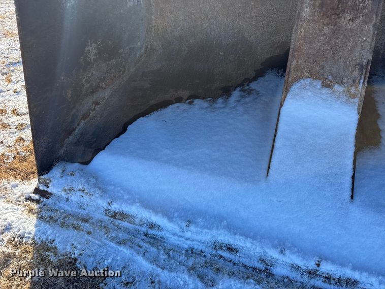 image for item EU6454 Rockland RL-950H roll out bucket