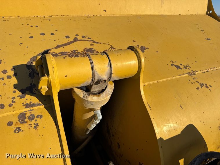 image for item EU6454 Rockland RL-950H roll out bucket