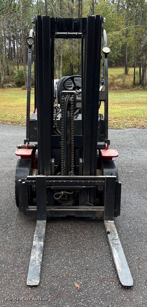 image for item EU7096 Clark C25 forklift