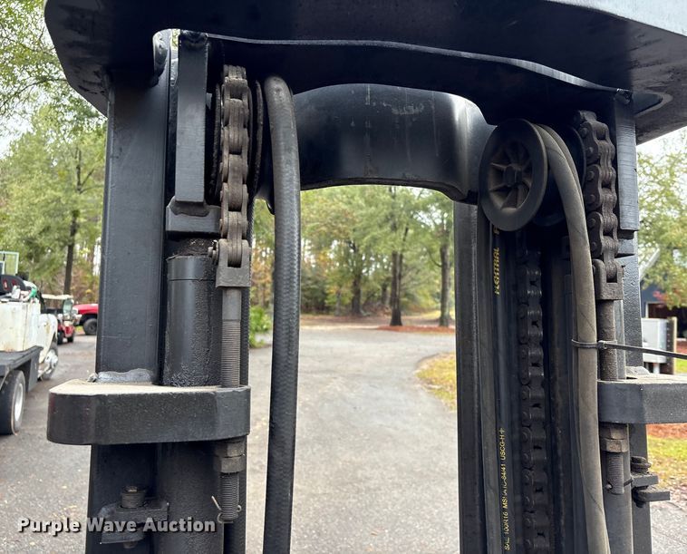 image for item EU7096 Clark C25 forklift